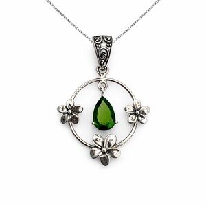 Chrome Diopside Teardrop Flower S925 Pendant